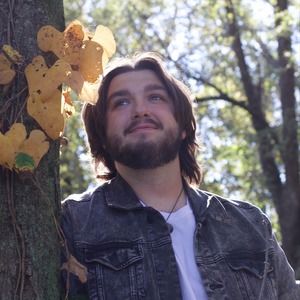 Meet your Posher, Adam